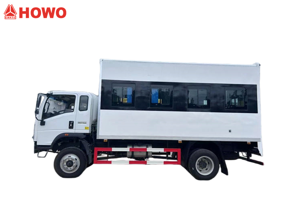 HOWO 4x4 drive mechanic service truck