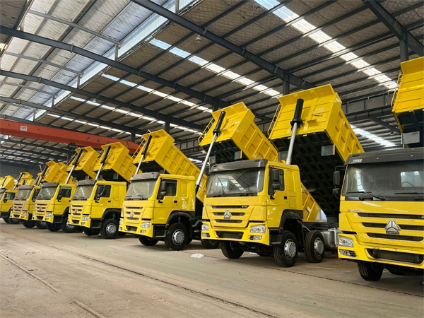 howo dump trucks