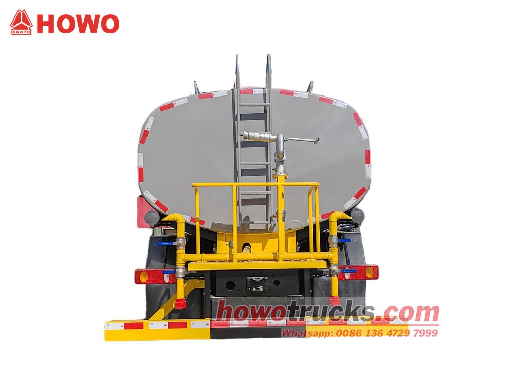 HOWO NX 6X4 380HP water sprinkler truck 