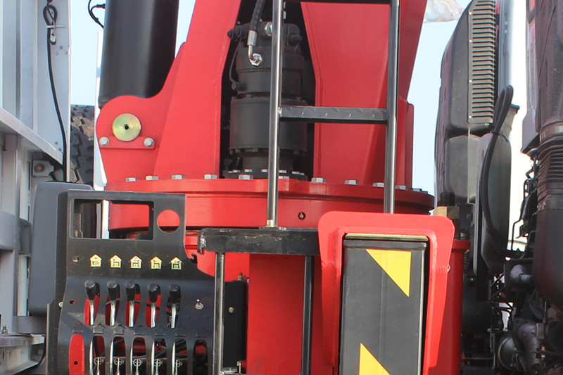 Palfinger 16 ton telescopic boom crane