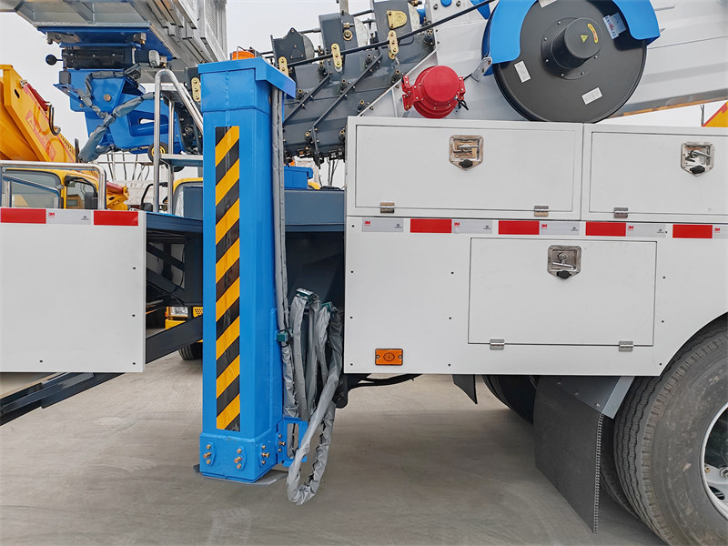 Howo heavy 56m aerial platform truck