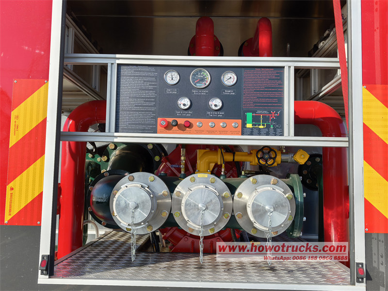 Howo fire truck rear pump room