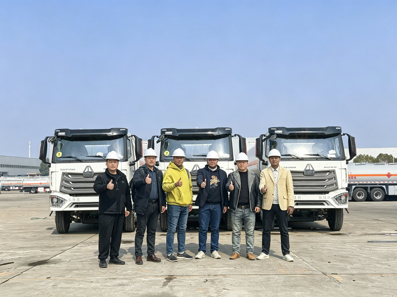 Africa customer visiting for trucks inspection