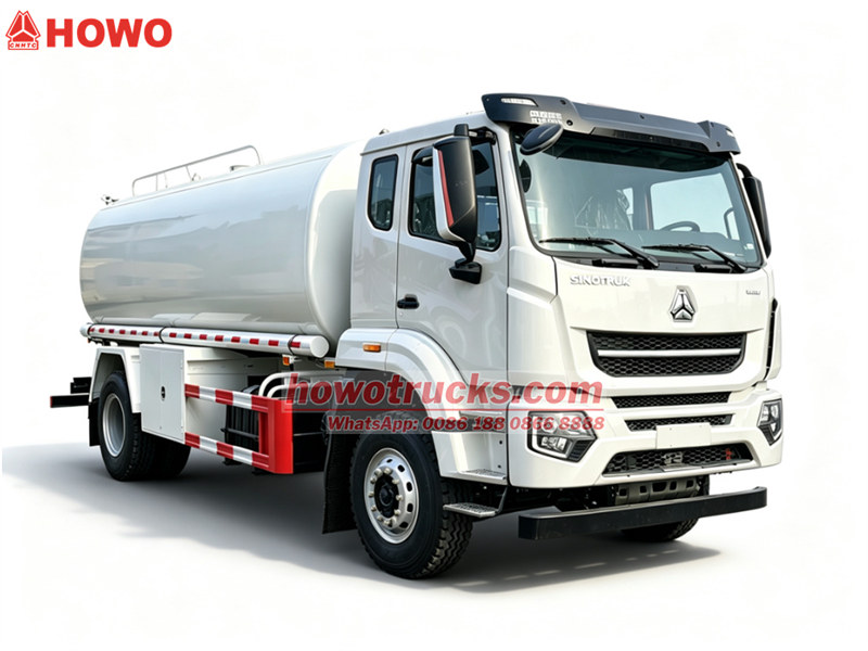 HOWO M7 220HP water spraying truck